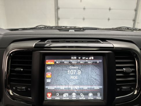 Used 2016 RAM 1500 Sport AWD/4WD image 36