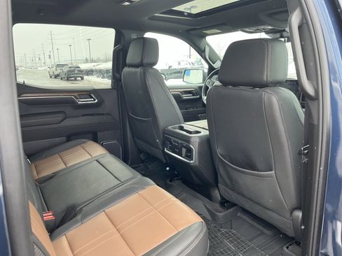 Used 2023 Chevrolet Silverado 1500 High Country w/ High Country Premium Package image 25