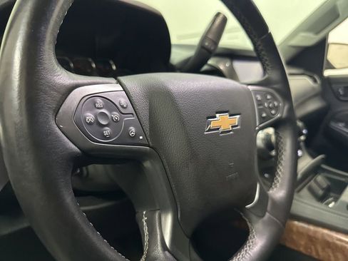 Used 2019 Chevrolet Suburban Premier image 36