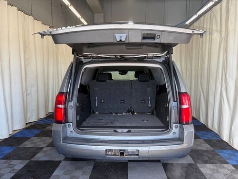 Used 2020 Chevrolet Suburban LT AWD/4WD image 13