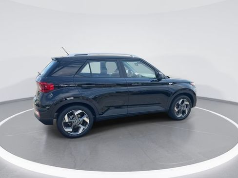 New 2026 Hyundai Venue SEL FWD image 8