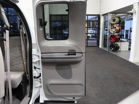 Used 2000 Ford F350 XLT image 64