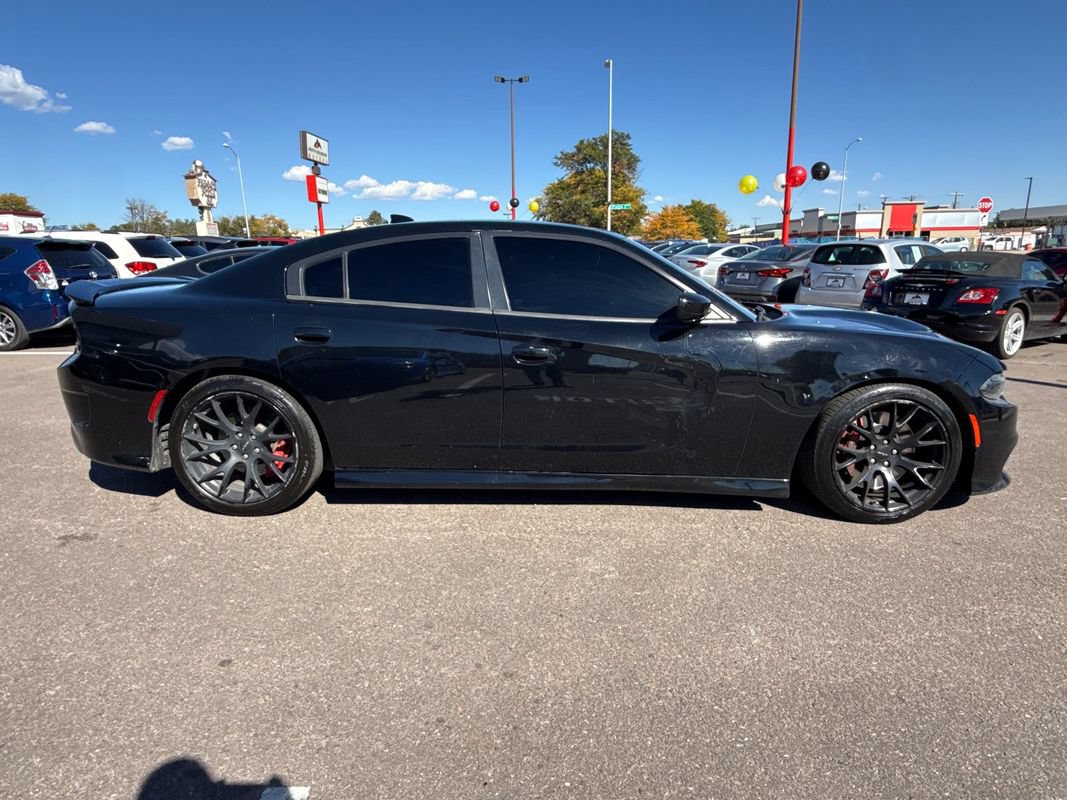 Used 2016 Dodge Charger SRT Hellcat w/ Harman/Kardon Audio Group RWD image 8