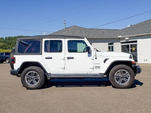 Used 2021 Jeep Wrangler Unlimited Sahara image 8
