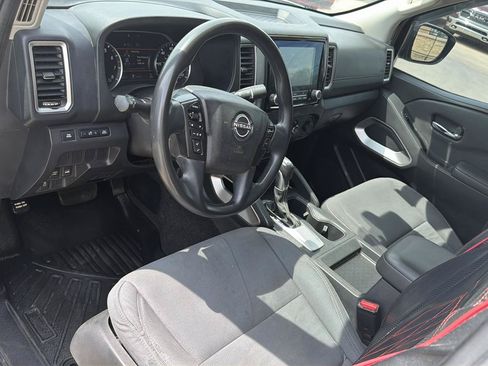 Used 2022 Nissan Frontier SV AWD/4WD image 10