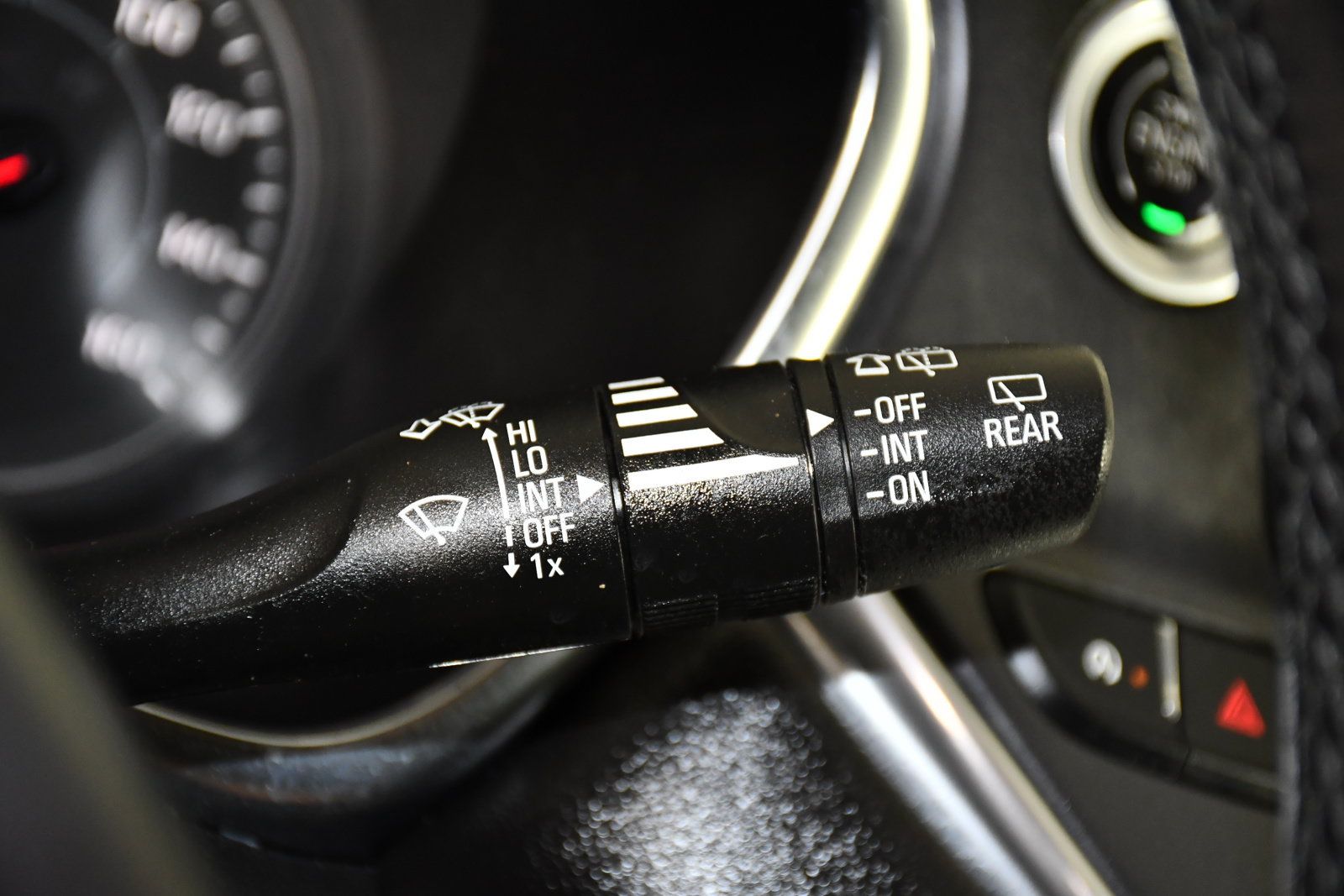 Used 2021 Chevrolet Blazer LT AWD/4WD image 23