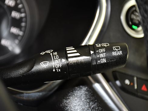 Used 2021 Chevrolet Blazer LT AWD/4WD image 23