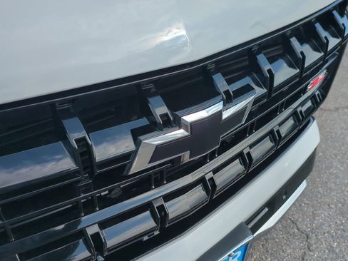 Used 2025 Chevrolet Suburban Z71 AWD/4WD image 30