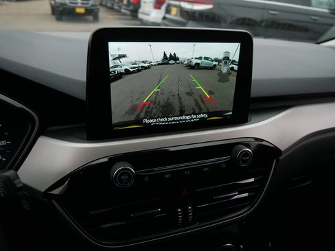 Certified 2022 Ford Escape SEL image 33