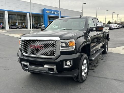 Used 2015 GMC Sierra 3500 Denali image 31