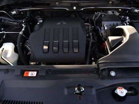 Used 2024 Mitsubishi Eclipse Cross SE image 26