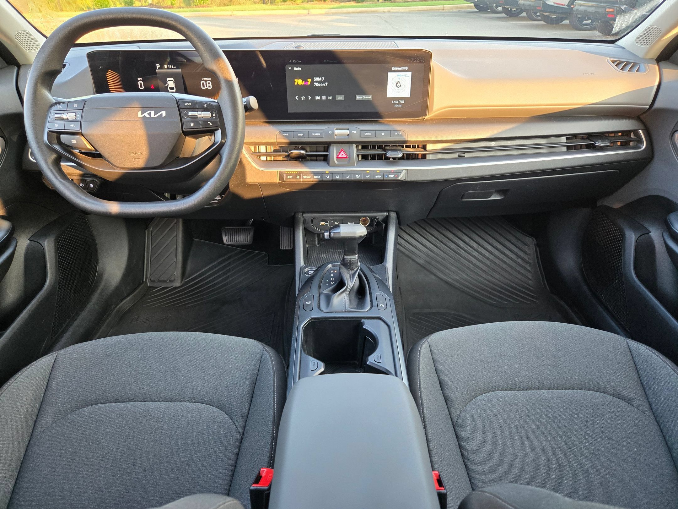 Used 2025 Kia K4 FWD image 10