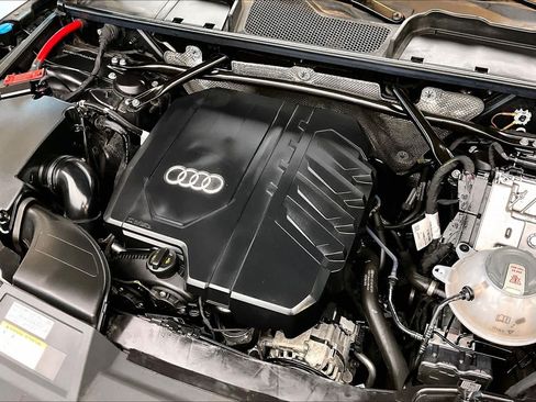 Certified 2023 Audi Q5 2.0T Premium w/ Convenience Package AWD/4WD image 31
