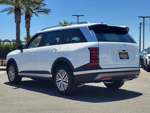 New 2027 Hyundai Palisade SEL FWD image 3