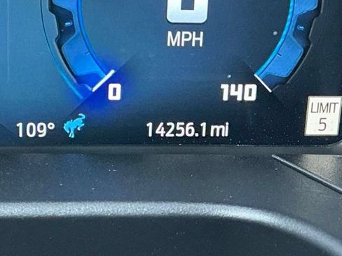 Used 2025 Ford Bronco Sport Outer Banks w/ Outer Banks Tech Package+ AWD/4WD image 32