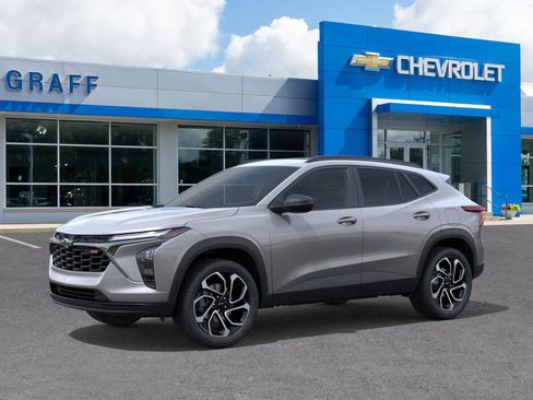 New 2026 Chevrolet Trax RS w/ Sunroof Package image 2