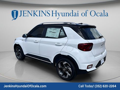 New 2026 Hyundai Venue SEL FWD image 6