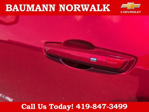 Used 2025 GMC Terrain Elevation AWD/4WD image 15