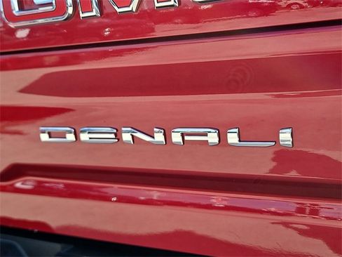 Used 2020 GMC Sierra 3500 Denali w/ Denali Ultimate Package image 10