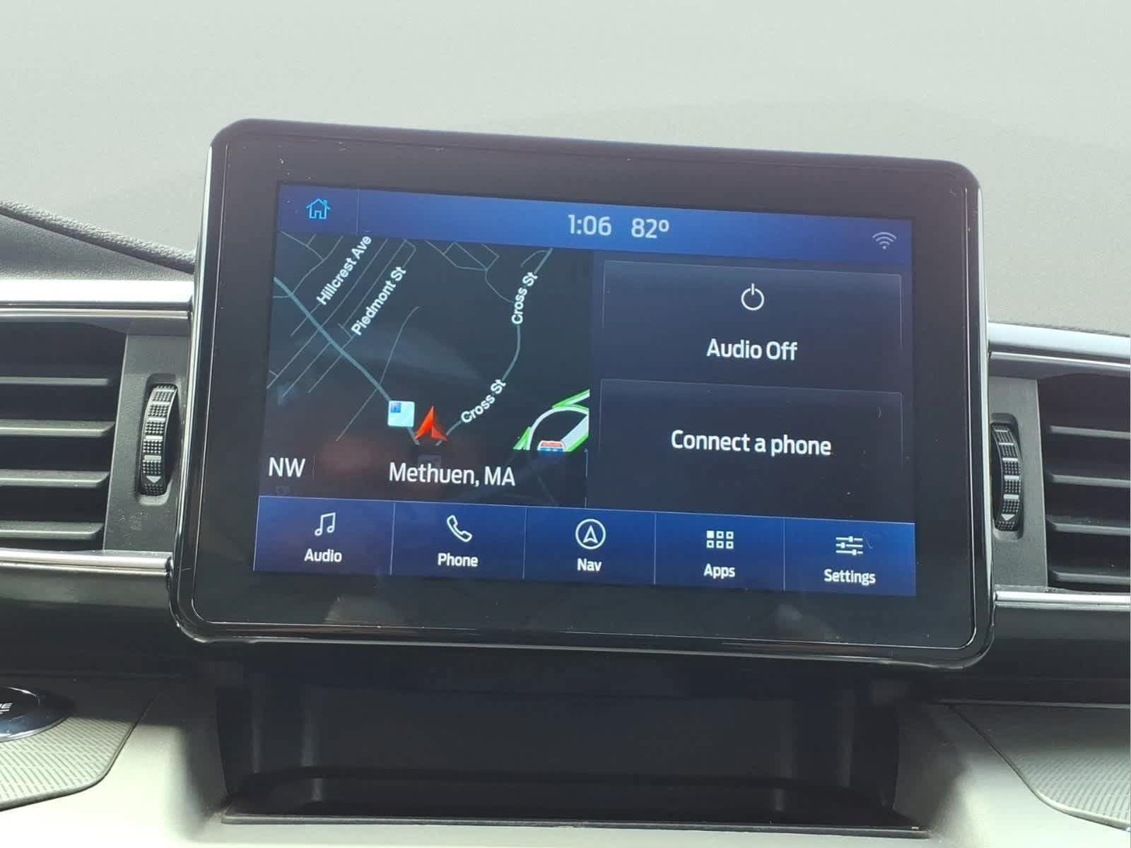 Used 2021 Ford Explorer XLT w/ Equipment Group 202A AWD/4WD image 25