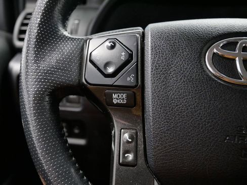 Used 2024 Toyota 4Runner TRD Off-Road Premium image 27