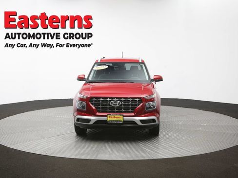 Used 2024 Hyundai Venue Limited FWD image 52