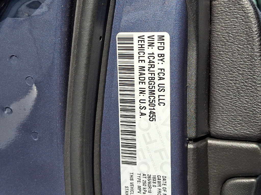 Used 2021 Jeep Grand Cherokee Limited AWD/4WD image 30
