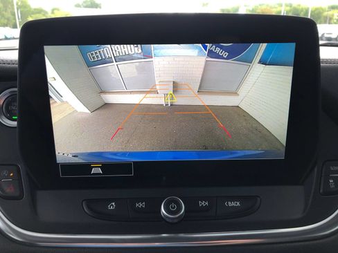 Used 2025 Chevrolet Blazer LT w/ Convenience Package FWD image 29