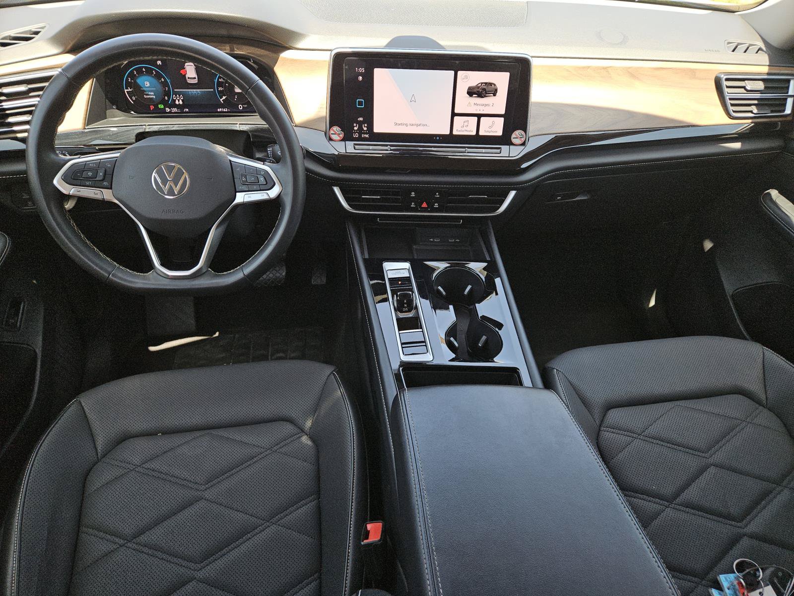 Used 2024 Volkswagen Atlas SE AWD/4WD image 13