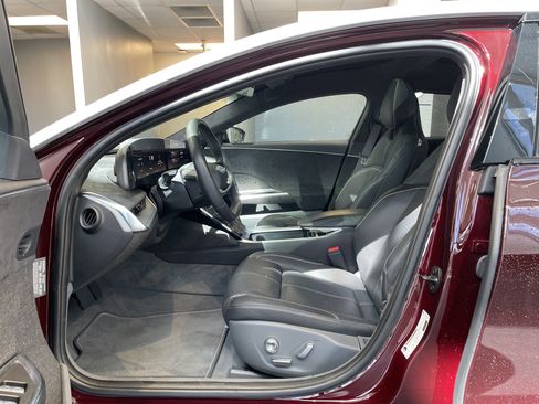 Used 2022 Lucid Air Grand Touring image 16