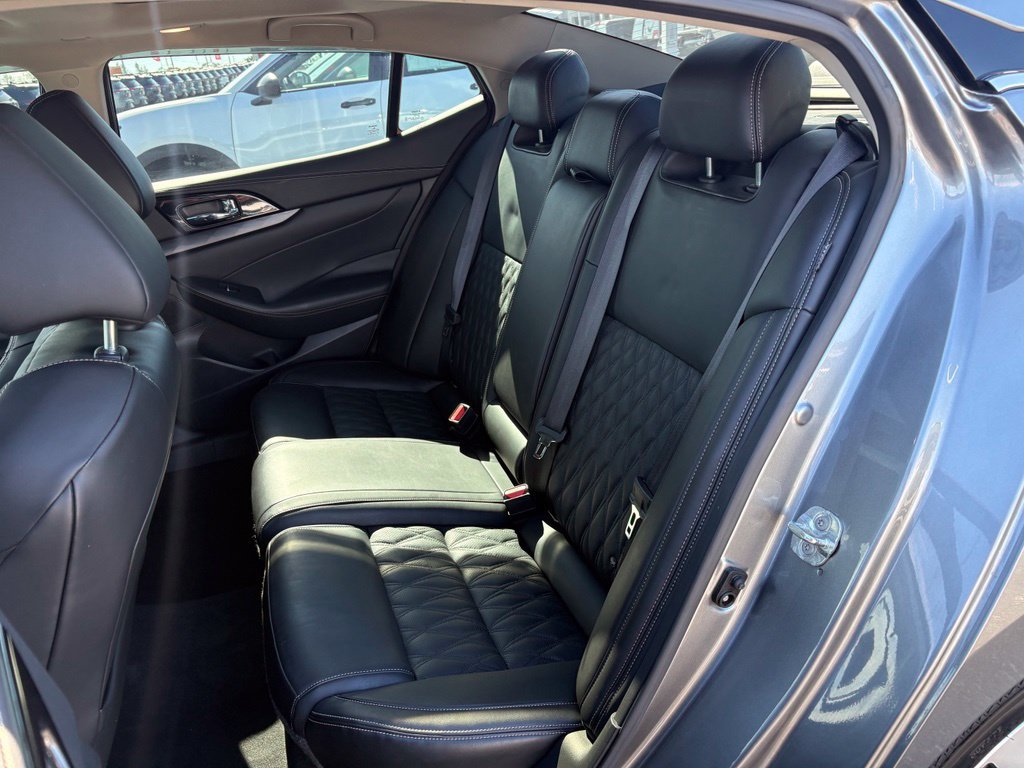 Used 2023 Nissan Maxima Platinum w/ Sport Mat Group FWD image 24