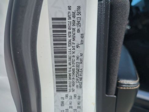 Used 2016 Jeep Cherokee Latitude w/ Cold Weather Group image 34