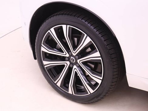 Used 2023 Volvo XC60 B5 Ultimate w/ Climate Package AWD/4WD image 21