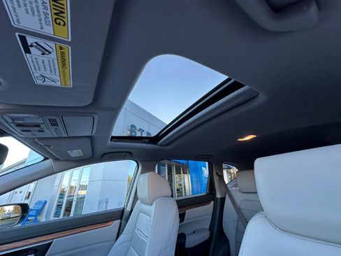 Used 2021 Honda CR-V Touring image 16