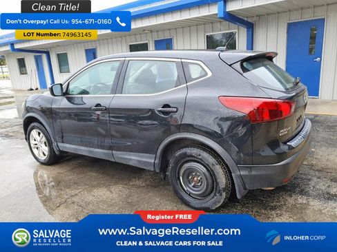 Used 2019 Nissan Rogue Sport S w/ Appearance Package image 3