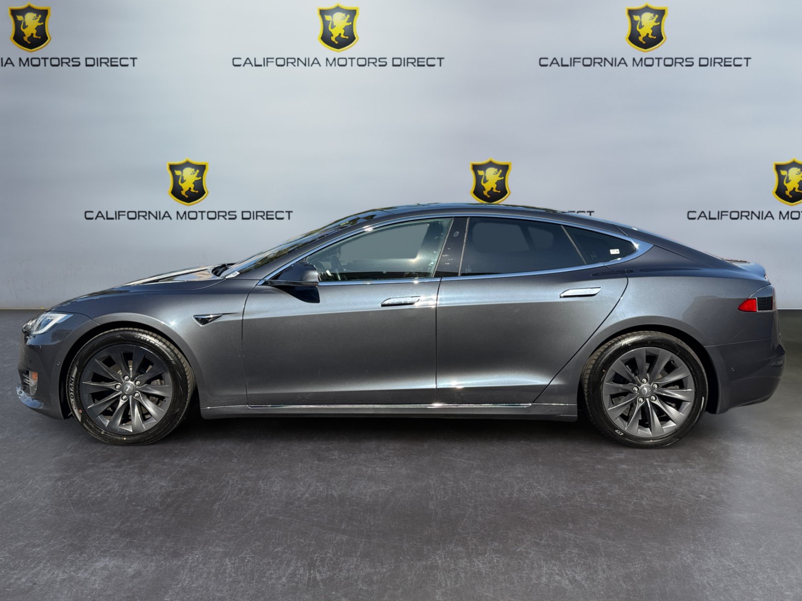 Used 2019 Tesla Model S 100D AWD/4WD image 2