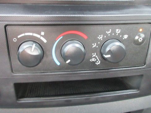 Used 2007 Dodge Ram 2500 Truck ST RWD image 34