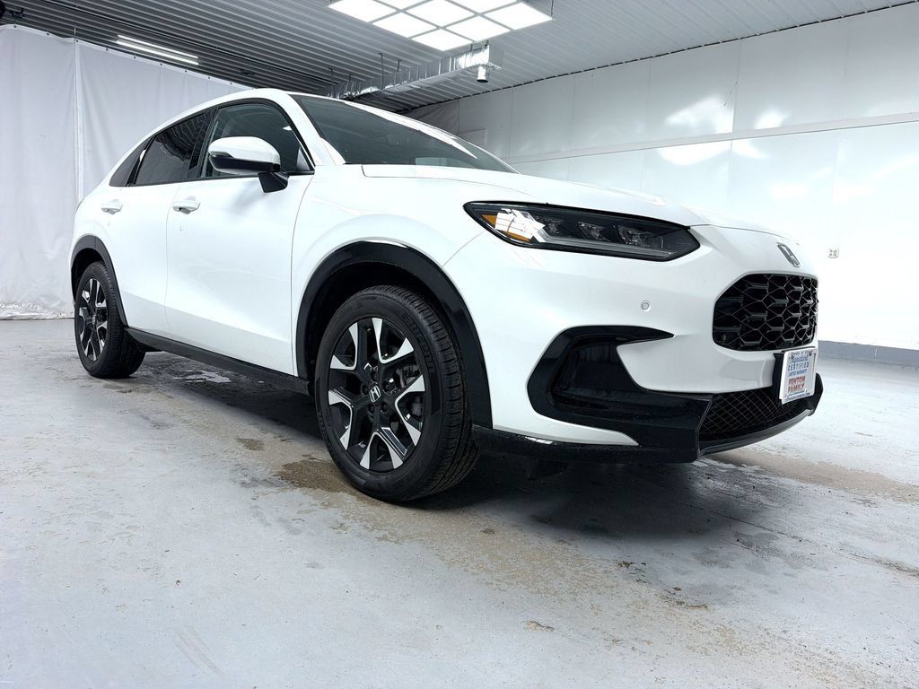 Certified 2026 Honda HR-V EX-L image 1
