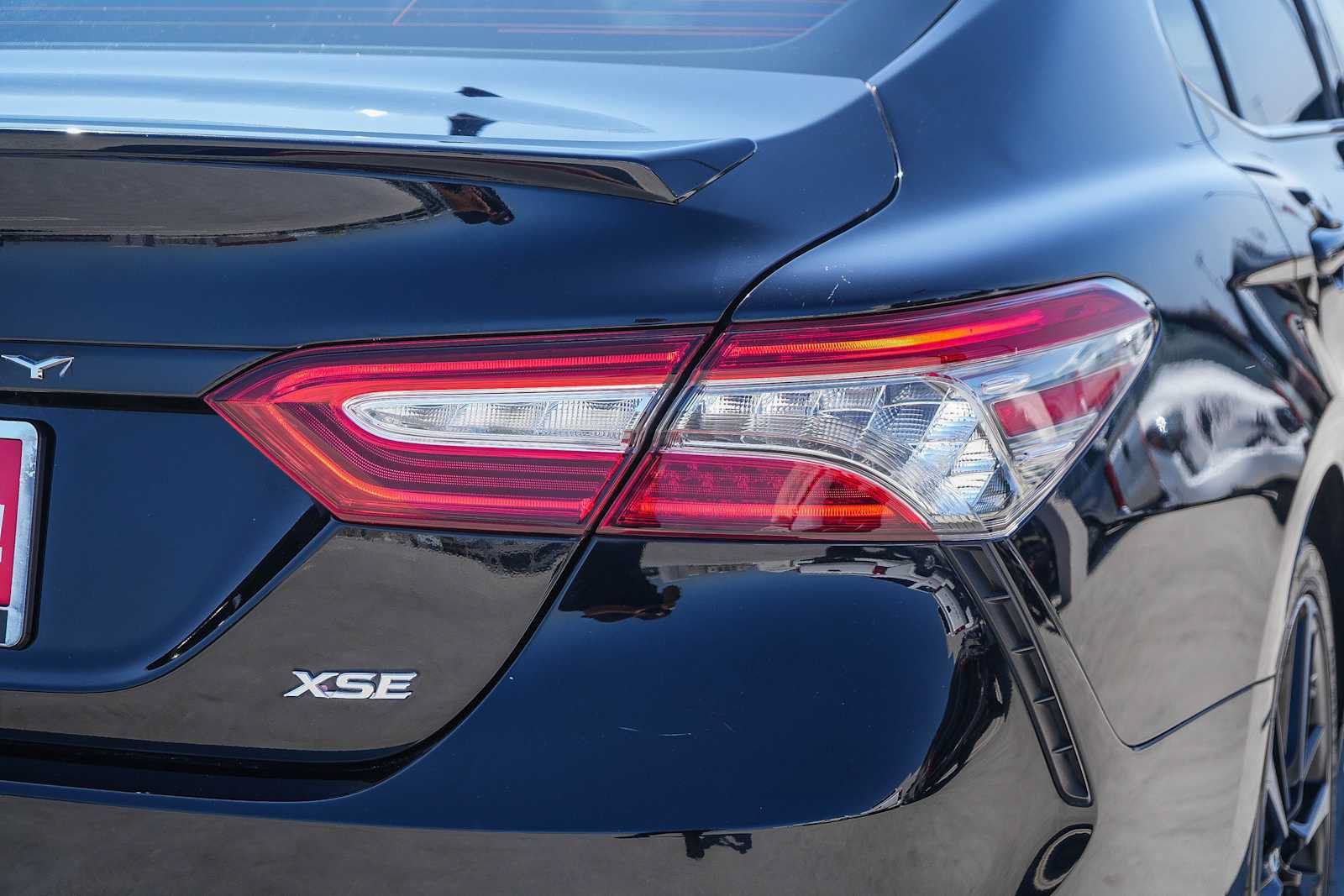 Used 2019 Toyota Camry XSE w/ Carpet Mat Package FWD image 9