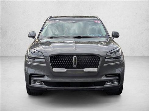 Used 2022 Lincoln Aviator Reserve w/ Equipment Group 201A AWD/4WD image 2