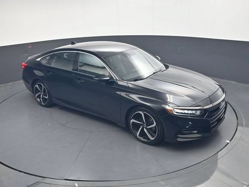 Used 2019 Honda Accord Sport image 17