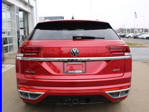 Used 2022 Volkswagen Atlas Cross Sport SEL R-Line image 7