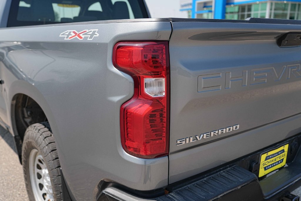 Used 2021 Chevrolet Silverado 1500 W/T w/ WT Fleet Convenience Package AWD/4WD image 10