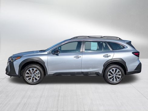 Certified 2025 Subaru Outback image 4