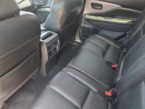 Used 2023 Nissan Murano SV FWD image 11