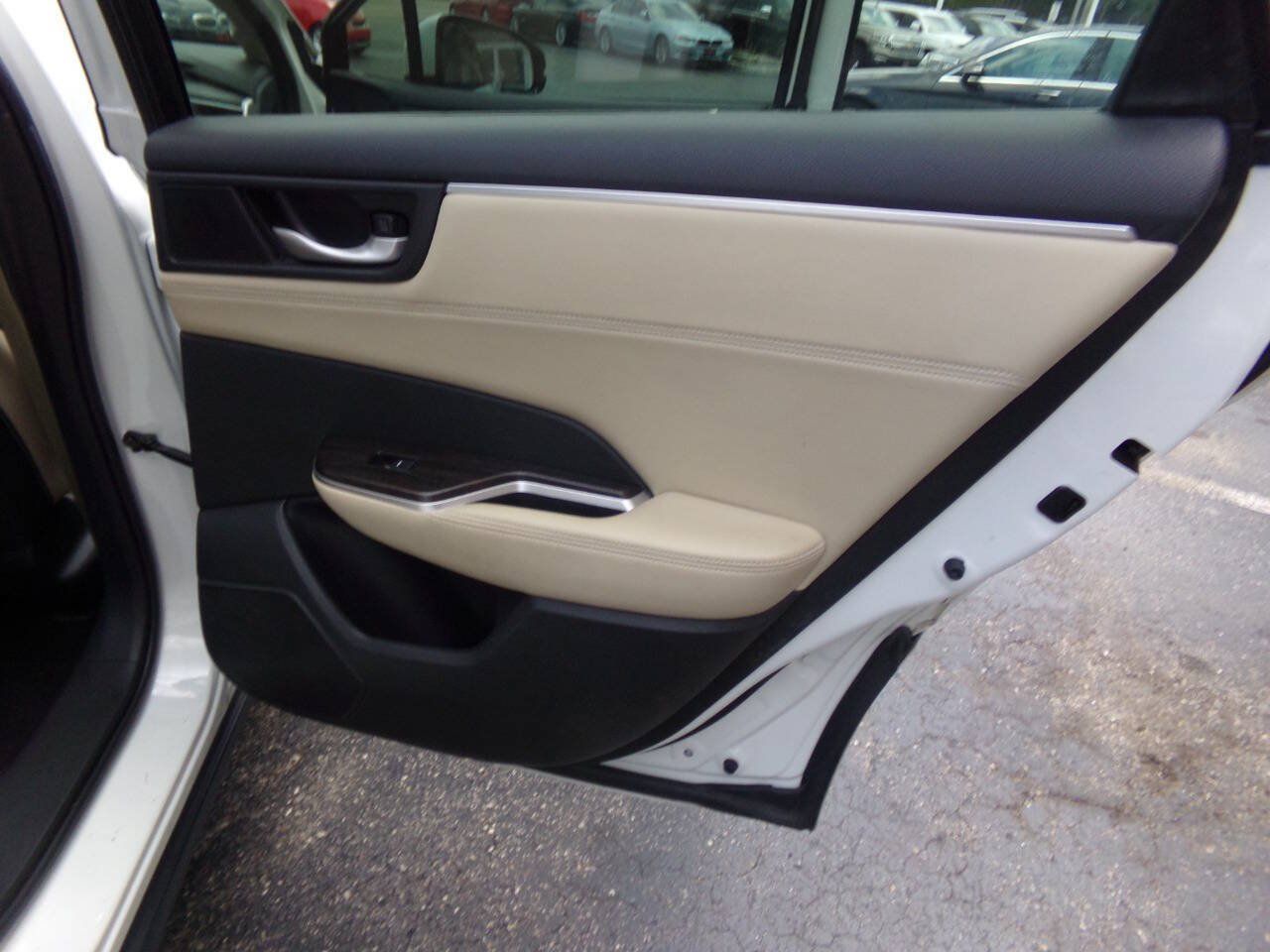 Used 2018 Honda Clarity Plug-In Hybrid image 27