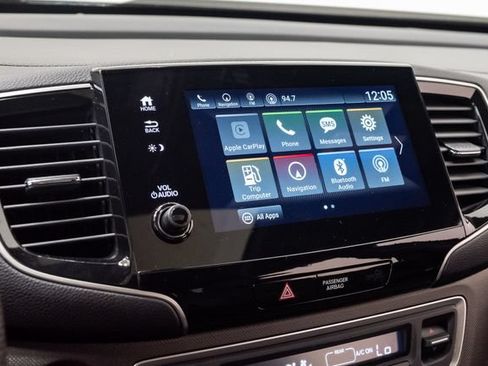 Used 2023 Honda Passport TrailSport image 17