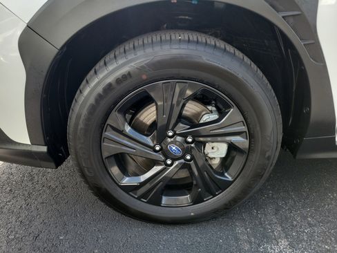 Used 2025 Subaru Crosstrek 2.0i image 10