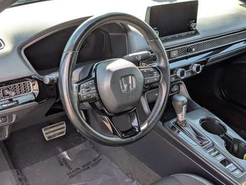 Used 2024 Honda Civic Sport image 4