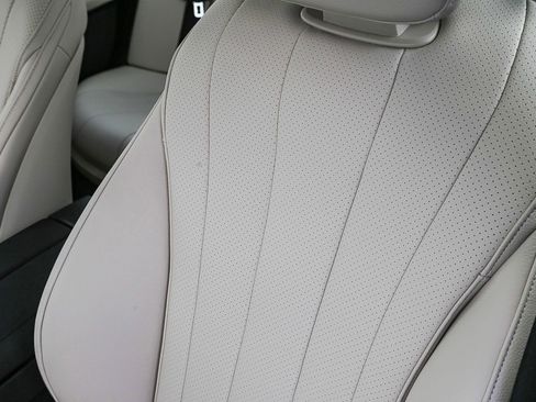 New 2024 Mercedes-Benz E 350 4MATIC Sedan image 22